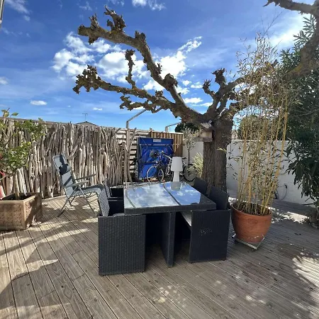 Maison Avec Piscine Privee, Proche Et Commerces, Jardin Et Terrasse, 6 Pers - Fr-1-701-61