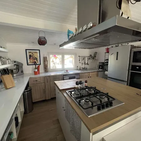 Maison Avec Piscine Privee, Proche Et Commerces, Jardin Et Terrasse, 6 Pers - Fr-1-701-61 Feriehus